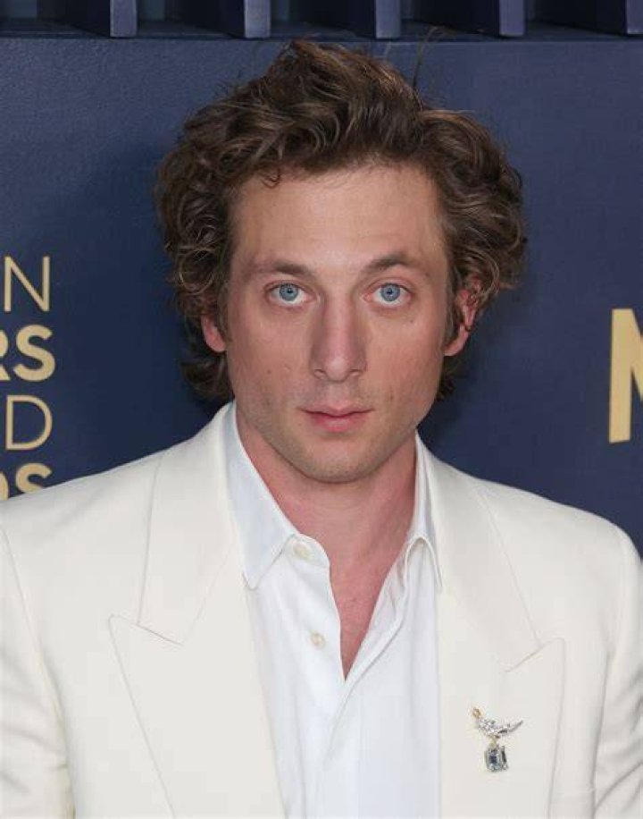 Jeremy Allen White is still not related to lookalike Gene Wilder CNN