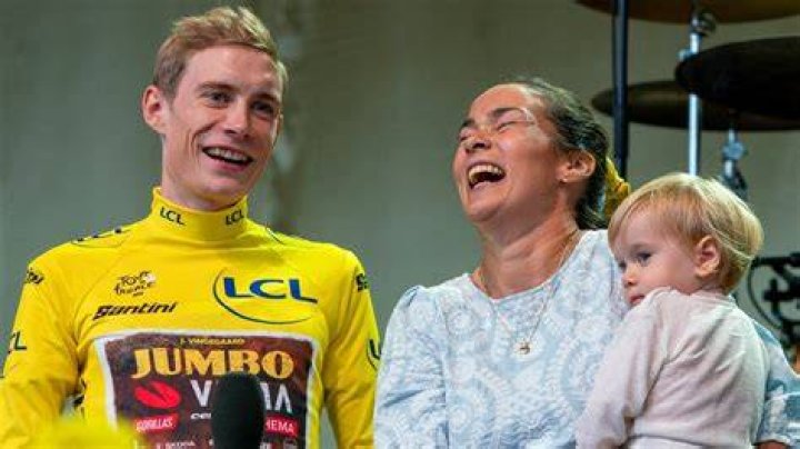 Jonas Vingegaard om kæresten Trine har gjort mig til en mand BILLED