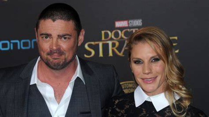 Karl Urban's Rumored Partner: The Truth Revealed For 2024