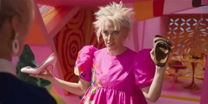 Kate McKinnon Says ‘Barbie’ Movie Proves That Gender Roles Are Dumb