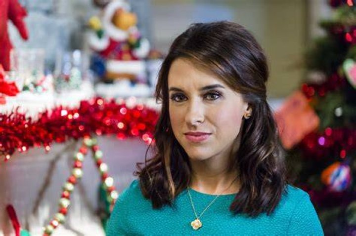 Lacey Chabert as Hannah Dunbar/Hannah Matthews on Family For Christmas