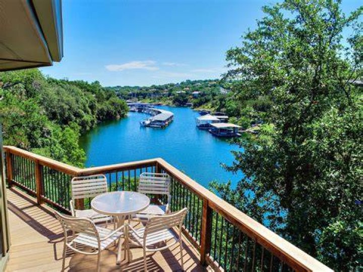 Lake Travis Vacation Rentals & Homes Texas, United States Airbnb