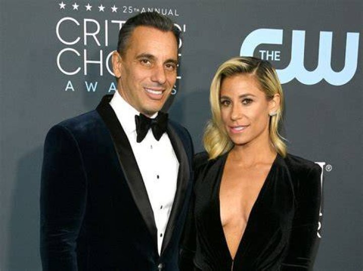Lana Gomez And Sebastian Maniscalco