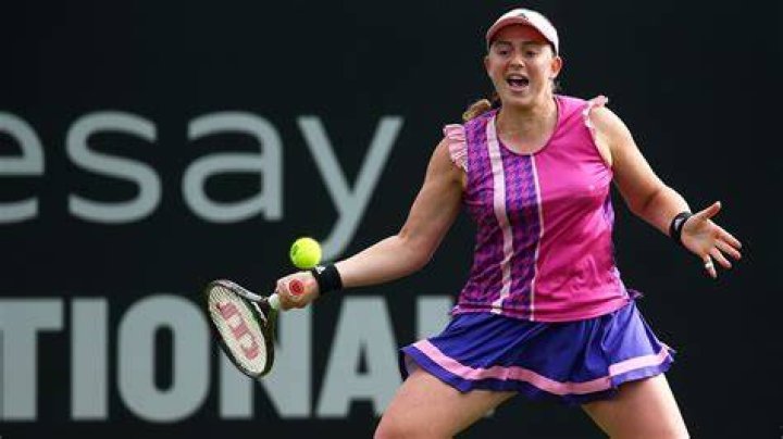 Learn About Jelena Ostapenko's Battle With Diabetes