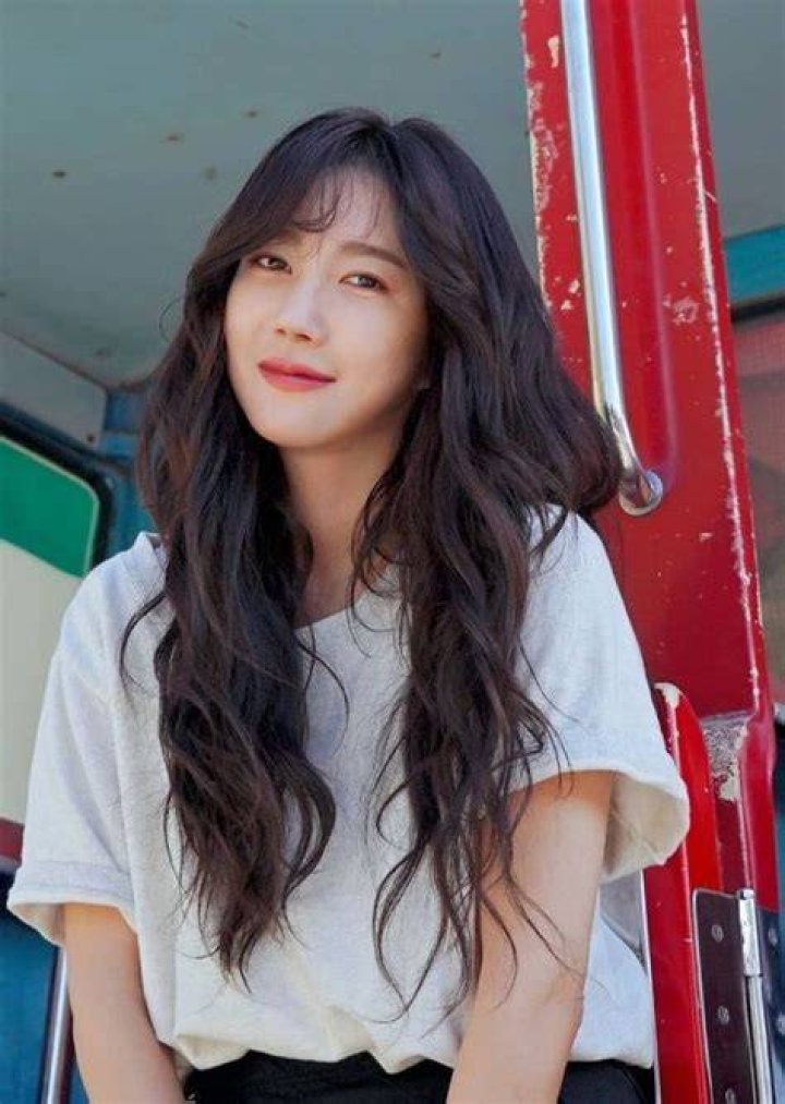 Lee Jiah's Beauty and Muscles HanCinema