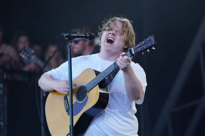 Lewis Capaldi says he’d be prepared to quit music for his mental health