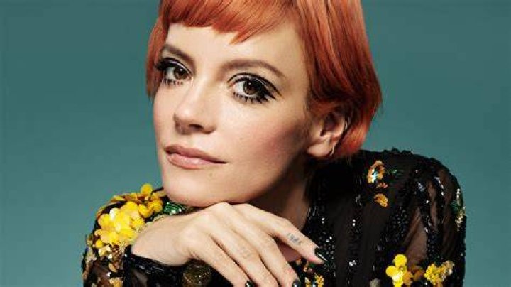 Lily Allen's Noteworthy Forehead: Beauty Icon Or Quirky Feature?