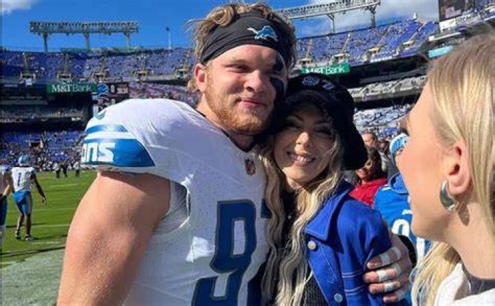 Lions&rsquo; Aidan Hutchinson&rsquo;s mom back in primetime spotlight Total News