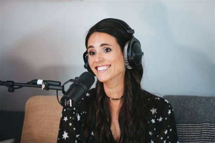 Liz Plank — Armchair Expert