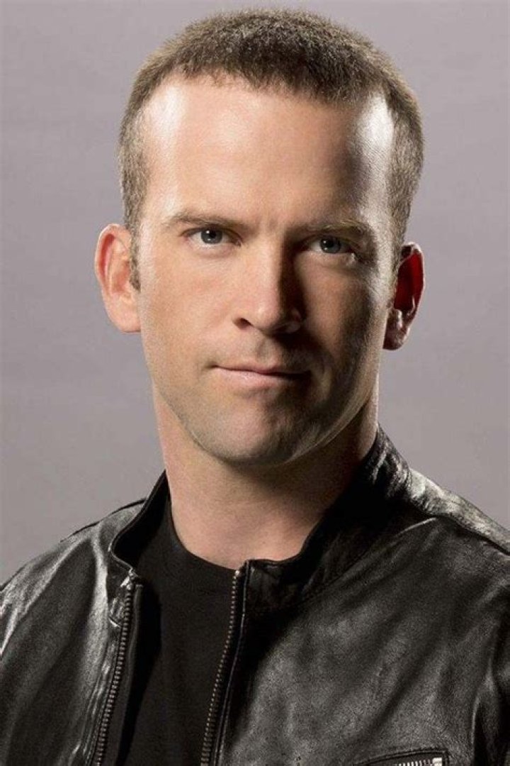 Lucas Black Biography: From Friday Night Lights To The Fast And The Furious