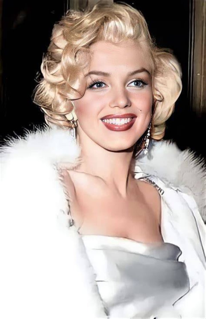 Marilyn Monroe's JFK phone call haunted Jackie Kennedy years after star