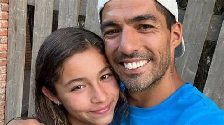 Meet Delfina Suárez, Luis Suarez’s young teenage daughter Legit.ng