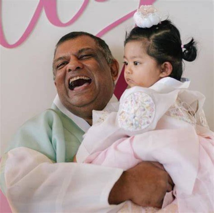 Meet The Leading Lady: Tony Fernandes's Wife