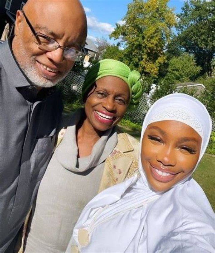 Meet The Man Behind The Music: SZA's Father And His Creative Influence