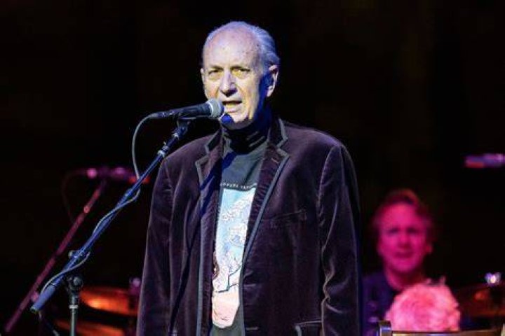 Michael Nesmith's Net Worth At The Time Of His Death May Surprise You