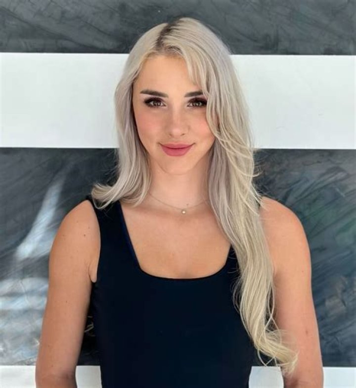 Mikhaila Peterson's biography Who is Jordan Peterson's daughter