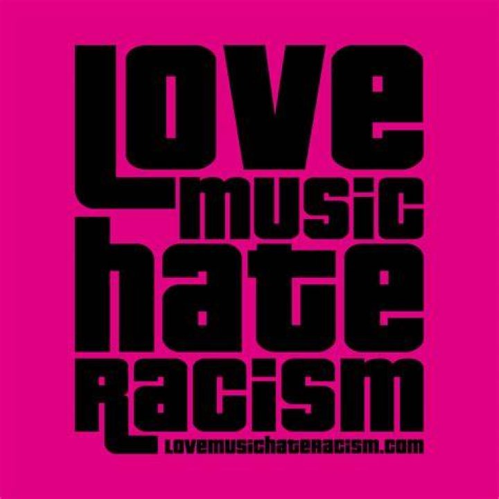 Music Video &ldquo;I Hate Love Songs&rdquo; by Kelsea Ballerini Hometown Country