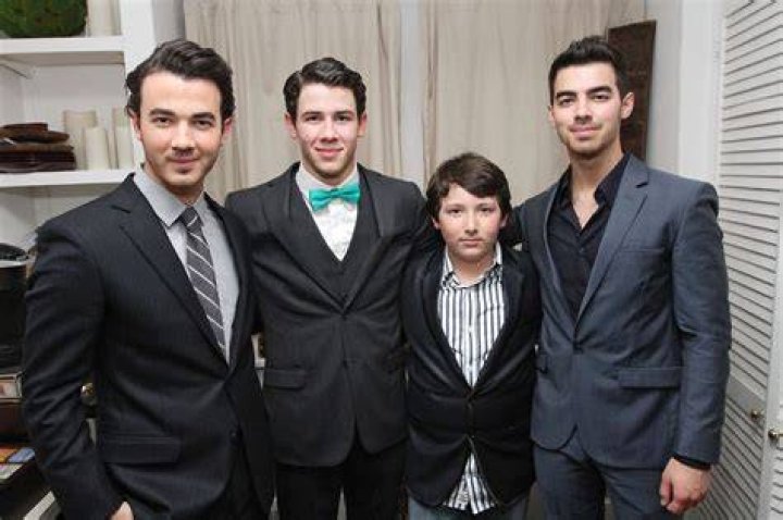N.J.’s Frankie Jonas, aka the ‘Bonus Jonas’ brother, is taking TikTok