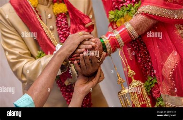 Newly married couple gets blessing from Oprah and Gayle