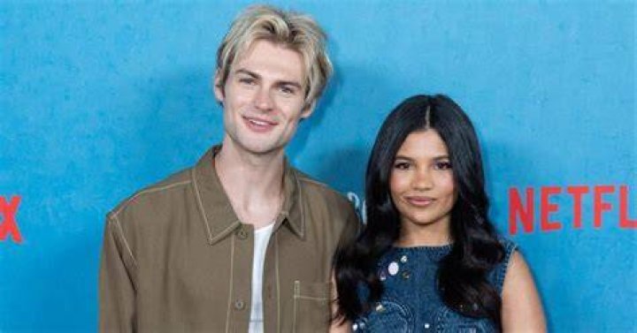 Noah Lalonde Girlfriend Is He Dating Katie Douglas? Internewscast