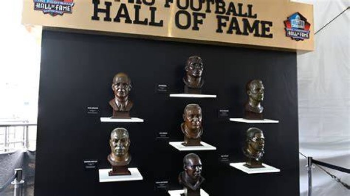 Not in Hall of Fame 2. Jim Palmer