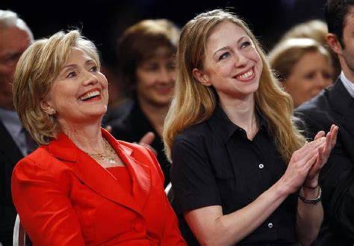 OBRAZEM Chelsea Clintonov&aacute; se vdala &mdash; ČT24 &mdash; Česk&aacute; televize