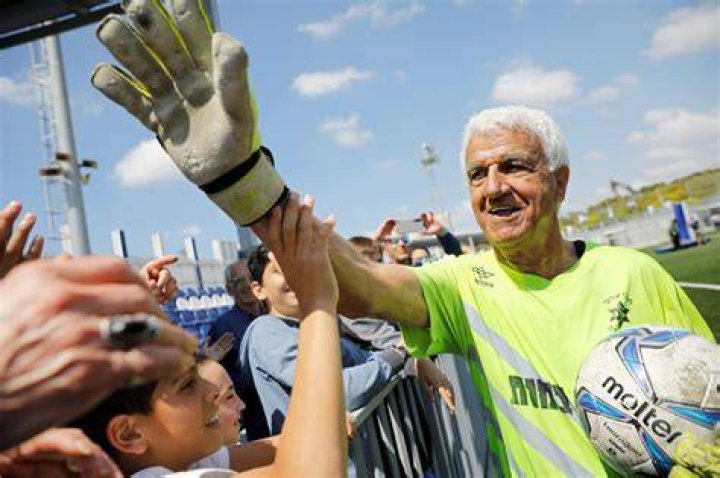 Oldest Soccer Player Ever: A Legendary Career