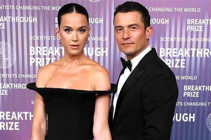 Orlando Bloom and Katy Perry are official! Couple share news with lots