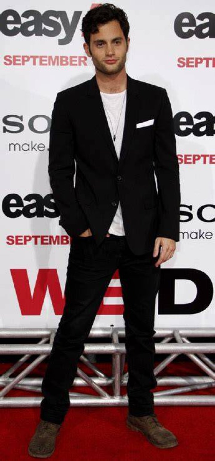 Penn Badgley Height