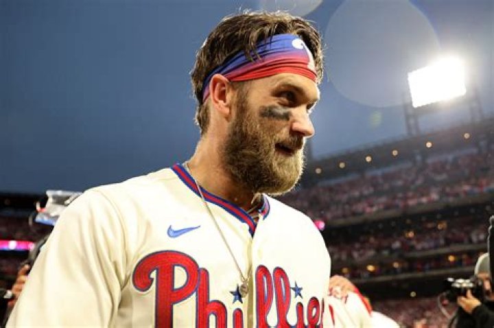 Phillies Star Bryce Harper Helps a Lost 7YearOld Boy Find His Family
