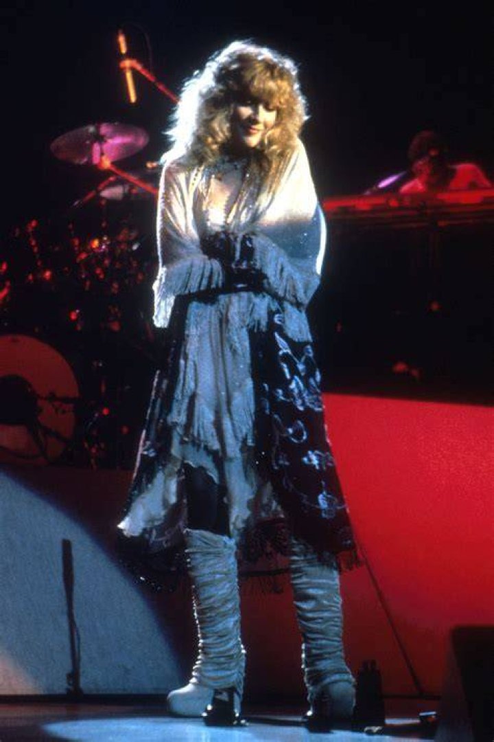 Photos Of Stevie Nicks’ Style Evolution, From ’70s Songbird To Music