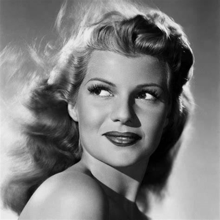 Rita Hayworth, c 1945 « MyConfinedSpace