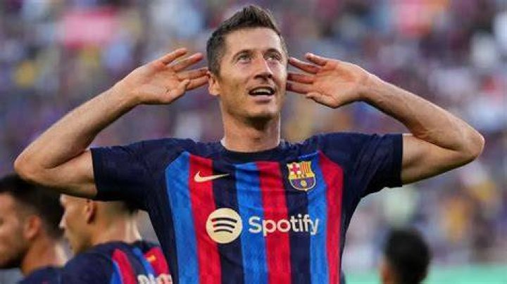 Robert Lewandowski นักฟุตบอลดังจากโปแลนด์ ร่วมลงทุนในบริษัทเกมเพื่อ