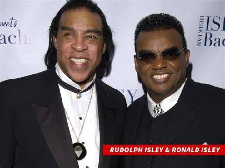 Ronald Isley’s Much Younger Wife Looks Impeccable Posing with Him in
