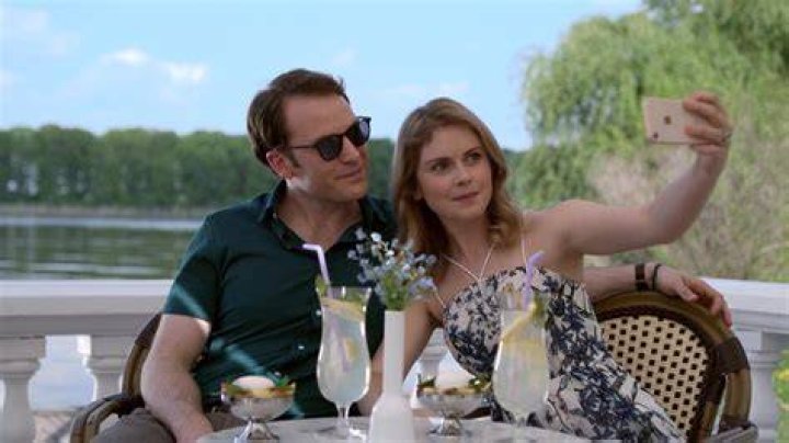 Rose McIver as Amber, Ben Lamb as King Richard Rose mciver, King