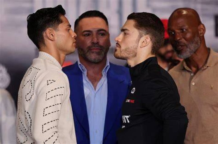 Ryan García y Óscar de la Hoya siguen discutiendo en las redes sociales