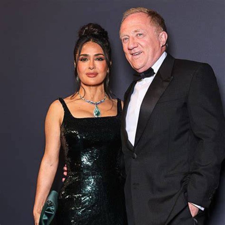 Salma Hayek and Husband's Sweetest Pictures POPSUGAR Latina Photo 2