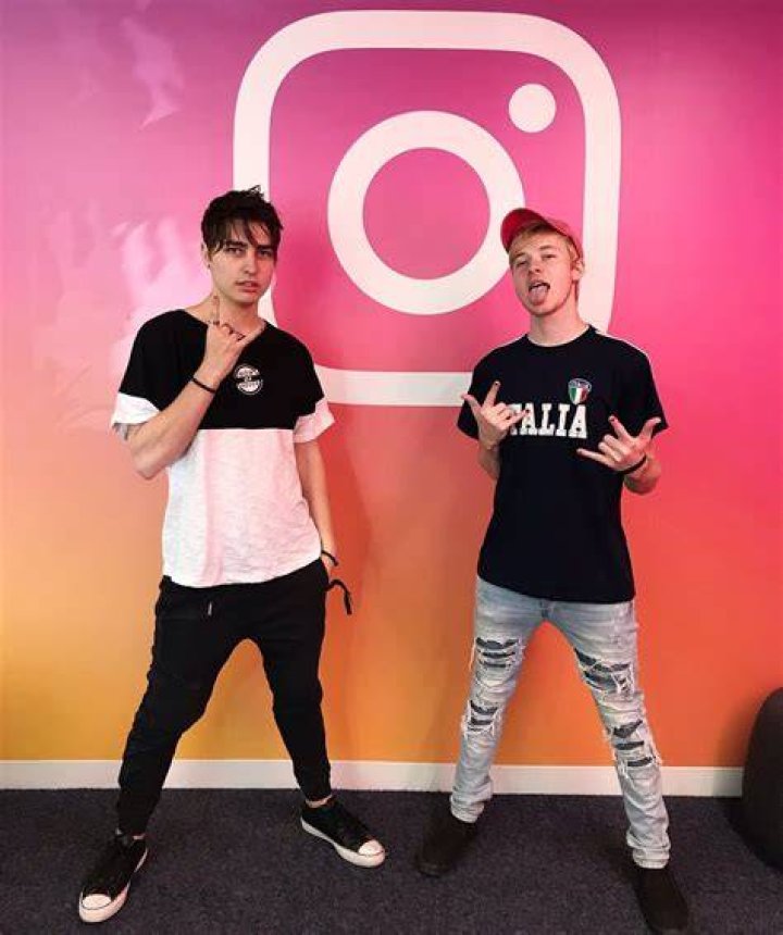 Sam and Colby p&aring; Instagram &ldquo;hung out at instagram today, they told us