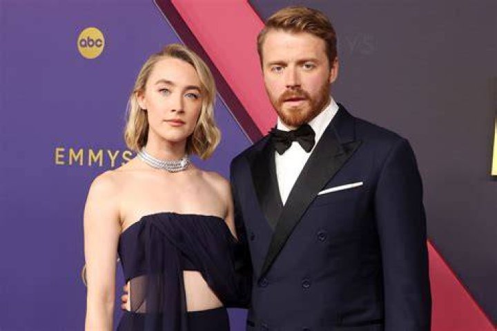 Saoirse Ronan and Jack Lowden on a Romantic Stroll in London