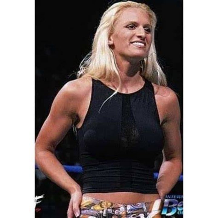 Sara Calaway Net Worth, Bio, Salary, Wiki, Age, Gossip, Biography Trend