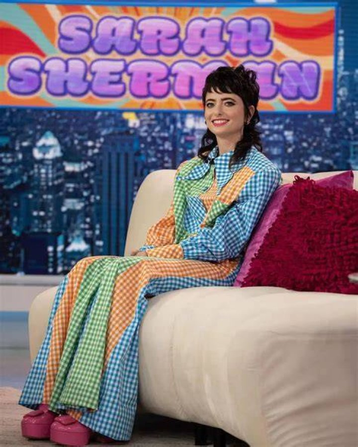 Sarah Sherman Height: How Tall Is The Comedian?