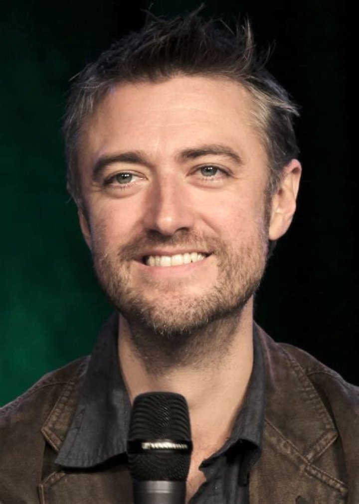 Sean Gunn Biography, Height & Life Story Super Stars Bio