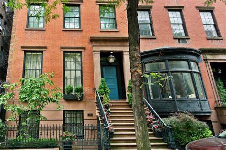 Soros’ exwife sells townhouse for 31M