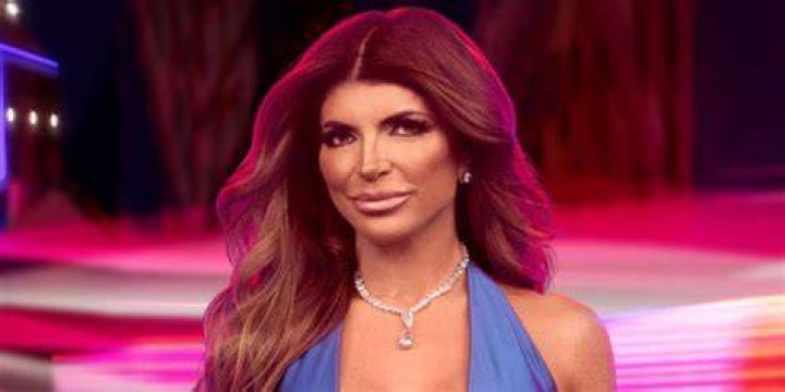 Teresa Giudice's Daughter Gia's New House at College Moving Day The