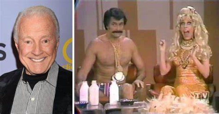 The Carol Show star Lyle Waggoner ‘dead at 84 after battling
