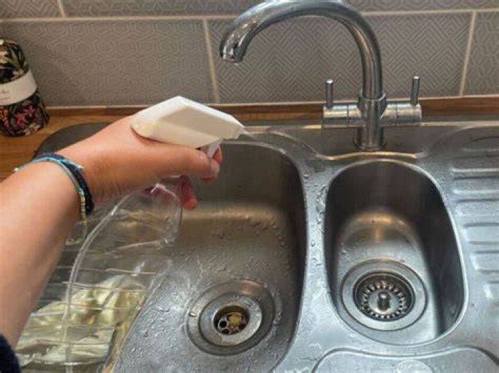 The Ultimate Guide To Cleaning Your Sink The Messi Way