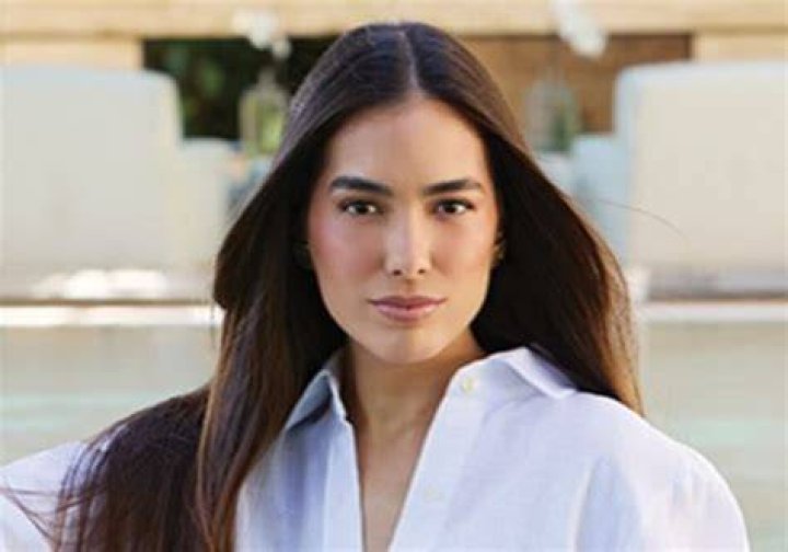 The Ultimate Guide To Sharon Fonseca: Model, Entrepreneur, And Philanthropist