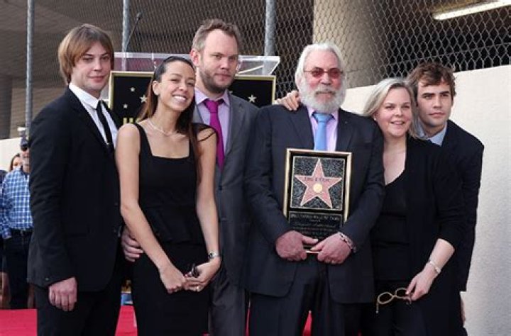 The Ultimate Insight Into Kiefer Sutherland's Children And Family Life