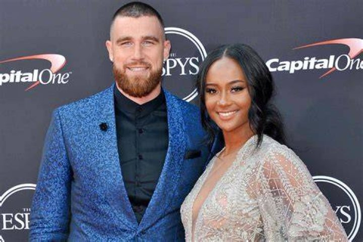 Travis Kelce’s Ex Kayla Nicole Posts About ‘Therapy Session