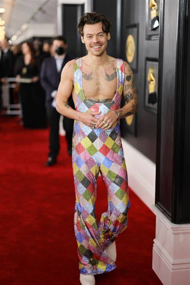 Unbelievable! Harry Styles Goes Bold And Baldsome